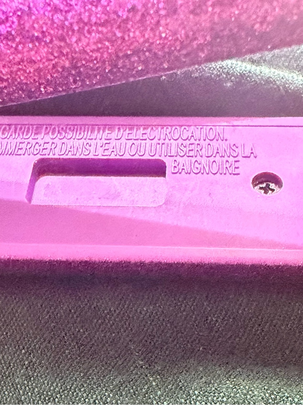 Compact Pink LED Makeup Light - Picture 7 of 9